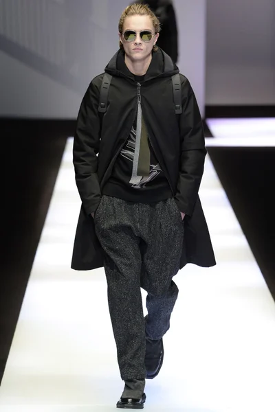Look 47